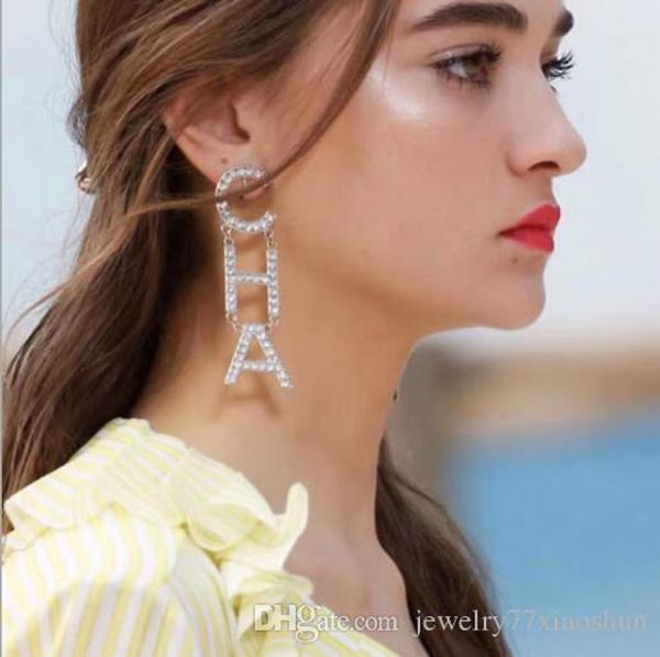 

2019 new designer full rhinestone letter tassel earrings for women fashion stud earring jewelry gifts gold and silver, Golden;silver