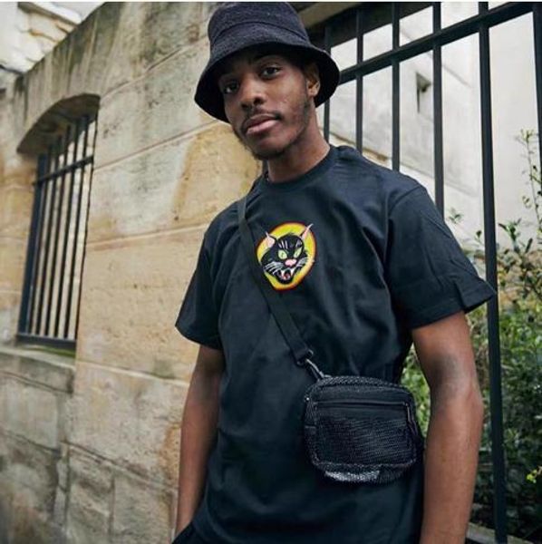 

20ss box logo black cat tee cute cartoon casual t-shirt high street skateboard short sleeves men women summer fashion tee with bag, White;black