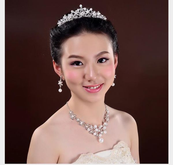 

three sets of crystal flower necklace alloy diamond earrings european and american wind crown wedding jewelry, Slivery;golden