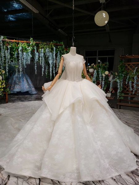 

detachable tailed wedding dress, bridal lace, bra, fishbone, waistband, layered lotus leaf, custom vintage wedding dress, White