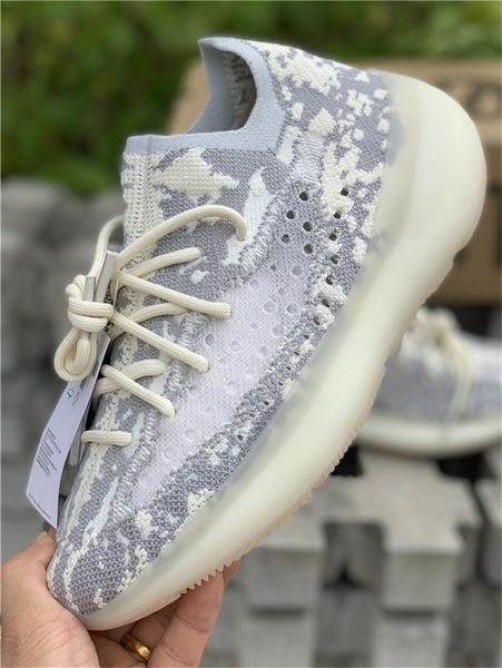 

originals 380 alien alein white black fb6878 fb7876 running shoes for men women wave runner kanye west authentic sneakers sports with box