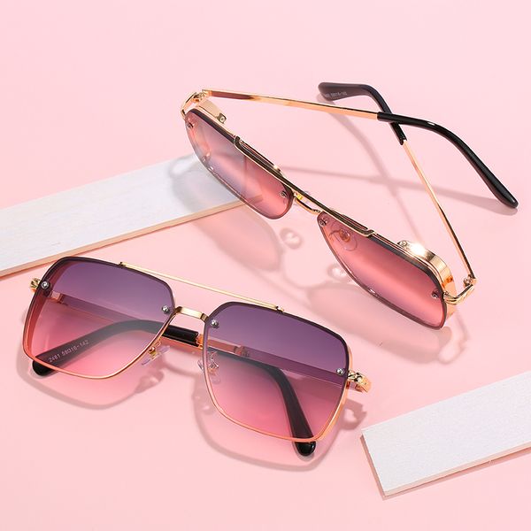 

man woman frame sunglasses brand designer men's women's siamese sunglasses europe and america metal frame sunglasses, White;black