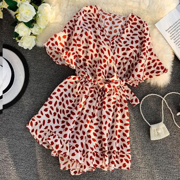 

2019 summerwomen chiffon v-neck printed flowers playsuit wide-leg waistband ladies holiday trumpet sleeves romper overalls, Black;white