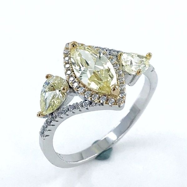 

italian diamond montÃ¼r marquise yellow z silver ring, Golden;silver