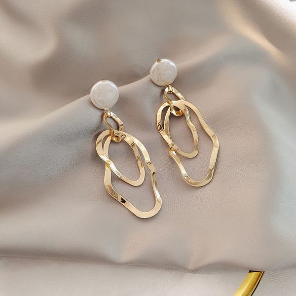 

stud tremella needle pearl shells, irregular geometric metal korea small earrings, pure and fresh pendant earrings joker, Golden;silver