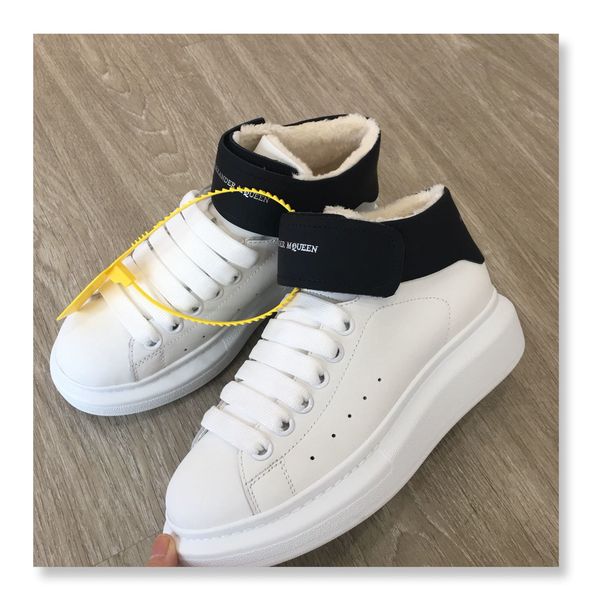 

selling fashion platform men's and women's shoes wild vintage luxury high-white shoes black bright leather sports shoes
