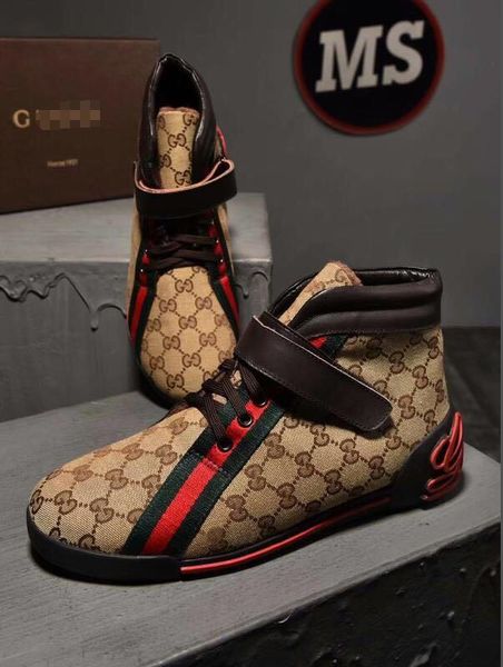 

2018 de igner hoe luxury brand embroidered white tiger bee nake hoe genuine leather de igner neaker men women dre ca ual hoe