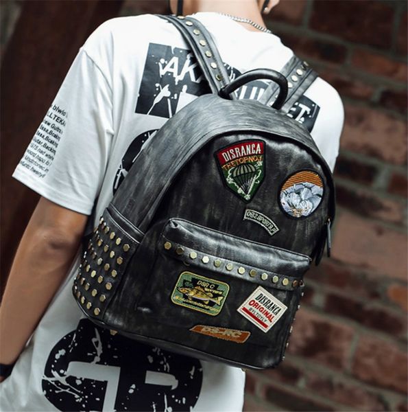 

Designer 2020 Backpack Men Rivet Applique Simple Handsome School Bag Backpacks PH-CFY20051119