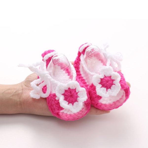 

2018 cute first walkers crib crochet flower casual handmade knit woolen baby moccasins baby shoes sapatos infantil menina menino