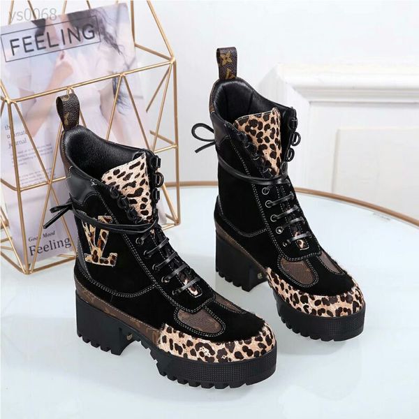 

british style 2020 winter new short boots thick with high heel martin boots leather patform waterproof locomotive boots female tide, Black