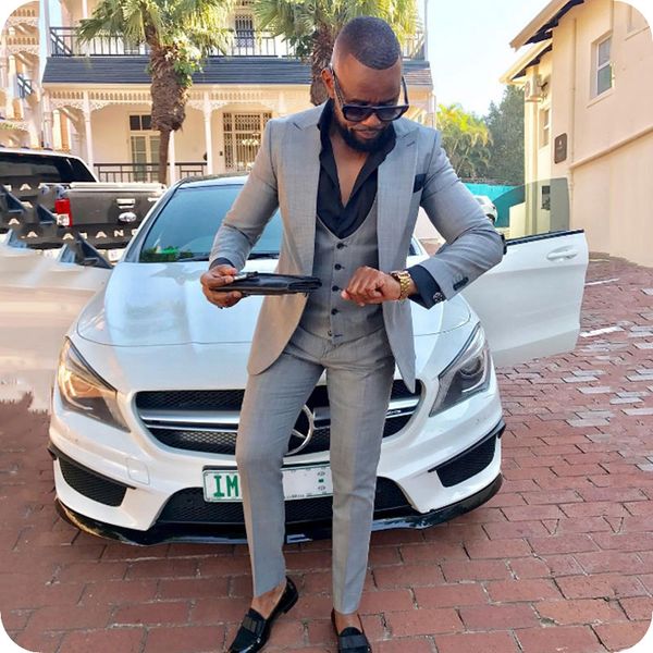 

2019 light grey men business suits classic wedding groom tuxedo peaked lapel slim fit terno masculino 3 piece best man blazer, White;black
