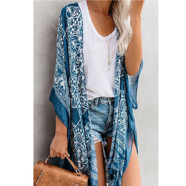 

синее кимоно с кисточкой аня, White;black