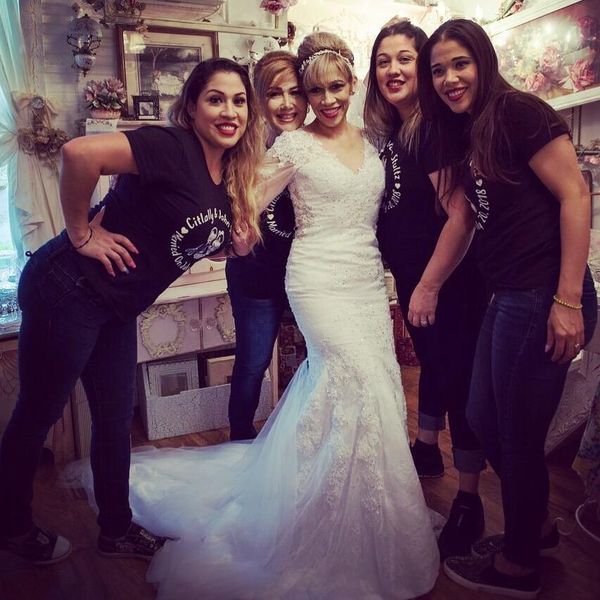 

2020 long sleeve v-neck wedding dress mermaid lace bridal gowns buttom back sweep train custom made country wedding dresses, White