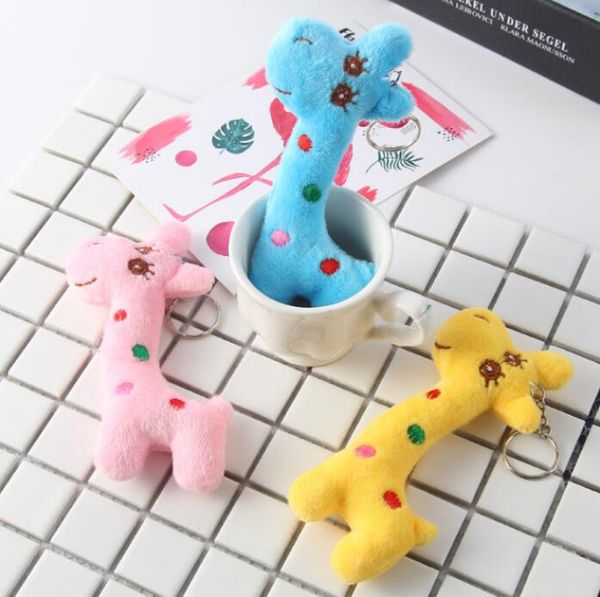 Nova moda mini cor misturada bonito girafa crianças brinquedos de pelúcia festa em casa encantos pingente presente decorações 5750618