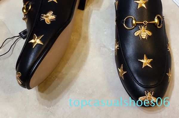 

2019 brand mules princetown men women fur slippers mules flats genuine leather luxury designer fashion metal chain ladies 06tt, Black