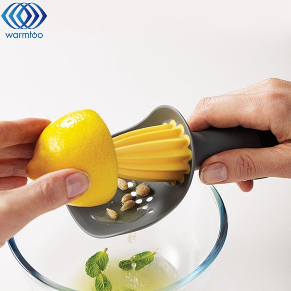 

home orange lemon fruit juicer tool plastic convenient squeezer citrus juicer kitchen cooking tools