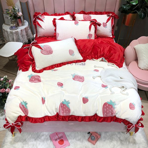 

strawberry flowers printing white velvet flannel fleece princess bedding set bow duvet cover bed linen fitted sheet pillowcases