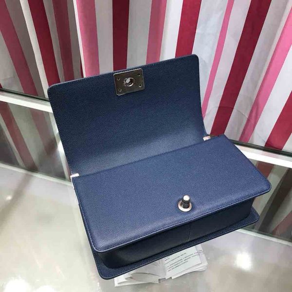 

Cla ic de igner woman chain flap handbag plaid lamb kin caviar genuine leather pur e cro body houlder me enger bag tote