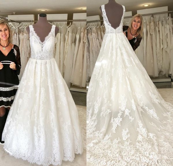 

a line wedding dresses applique lace tulle v neck wedding dresses backless sweep train bribal gowns vestidos de novia, White