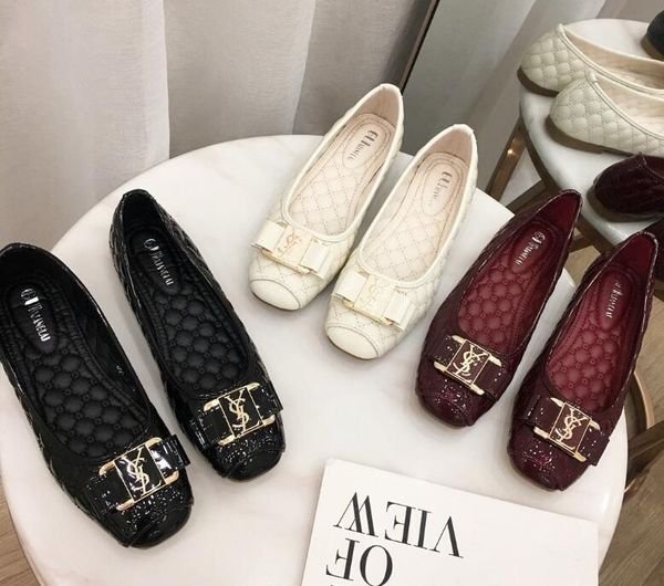 

European and american fa hion metal buckle light mouth round head with oft bottom big yard women 039 hoe flat hoe