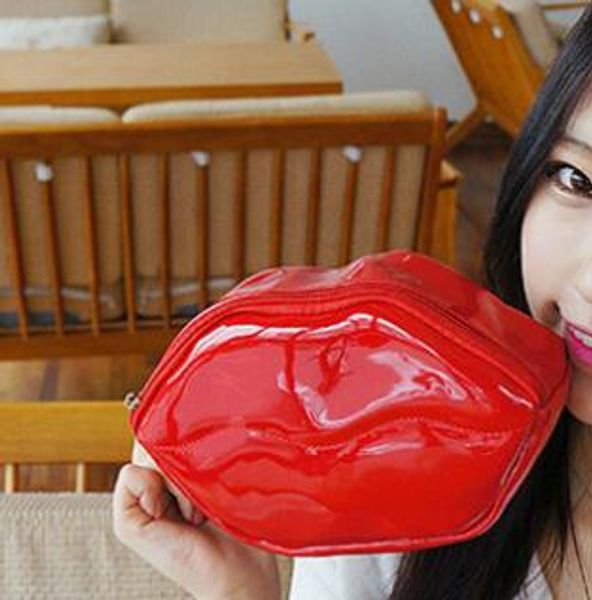 

2020 creative lips makeup bag women new fashion handbags large capacity cosmetic bags fashion adhesive pu change purse