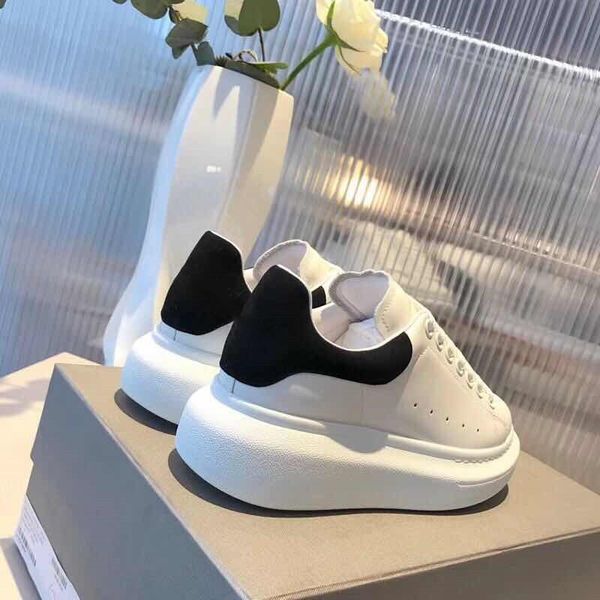 

2020 black casual shoes lace up designer comfort pretty girl women sneakers casual leather shoes men womens sneakers