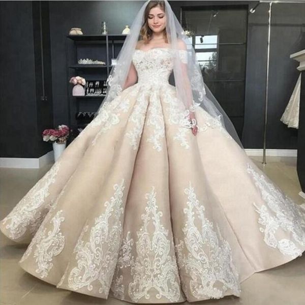 

vintage puffy light champagne wedding dresses off the shoulder applique 2019 off shoulder plus size church garden princess bridal gowns, White