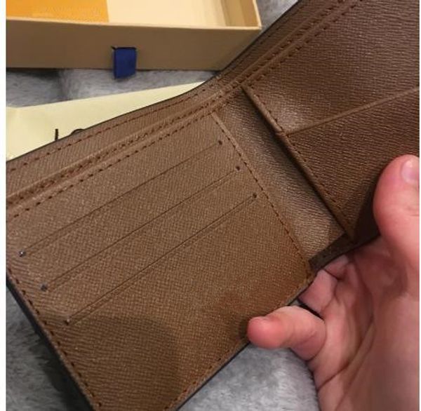 

2020 paris plaid style leather mens short wallet famous men wallet special multiple short small wallet with box, Red;black