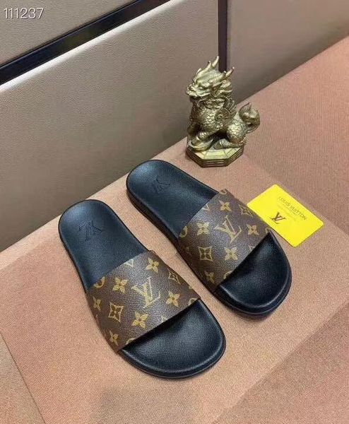 

2019 brand tyle fa hion cau al lipper men women boy tart print lide andal outdoor beach flop 13 lv 13 loui vuitton lipper