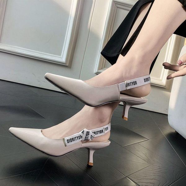 

original design dìór low heel stiletto sandals pointed pointed pointed buckle luxury fashion women's shoes ing, Black;red