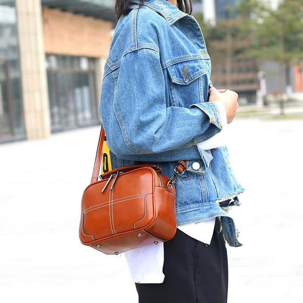 

belle2019 woman leather genuine packet cowhide ma'am satchel day han xiuxian small real single shoulder portable bag mobile phone packa