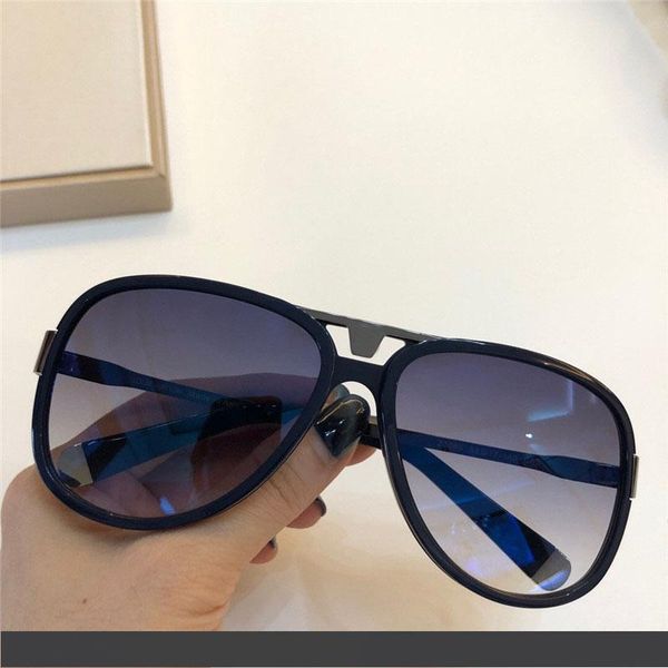 

новй моднй бѬенд оже Ѭанђзкий бѬенд олнезаине оки 3065 пилоов меалли, White;black