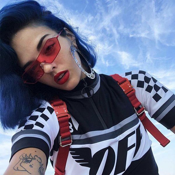 

new black red punk one piece sunglasses women vintage metal sqaure sun glasses frame brand windproof, White;black