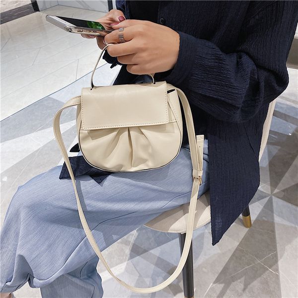 

2020 new shoulder bag women's casual fashion korean version of the messenger bag ladies solid color portable small