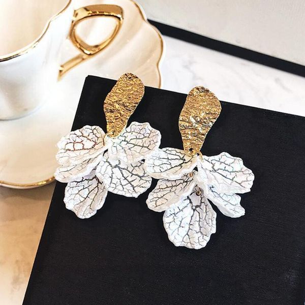 

shiny side new fashion brand jewelry elegant shell flower dangle earrings for women irregular geometric simple gift earrings, Silver
