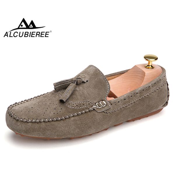 

alcubieree new arrival mens boat shoes fashion bullock carved male loafers tassel slip on driving shoes breathable moccasins, Black