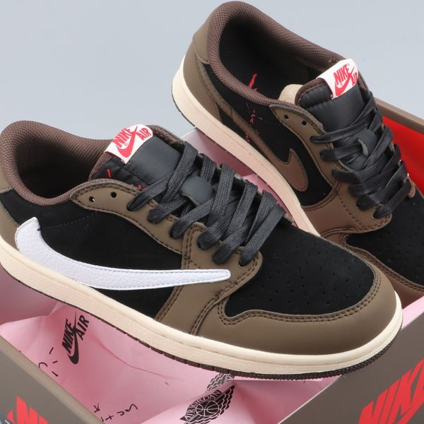 

with box 2019 travis scott x air 1 low high og sp dark mocha cq4277-001 cd4487-100 mens basketball shoes 1s kicks sports sneakers, White;red