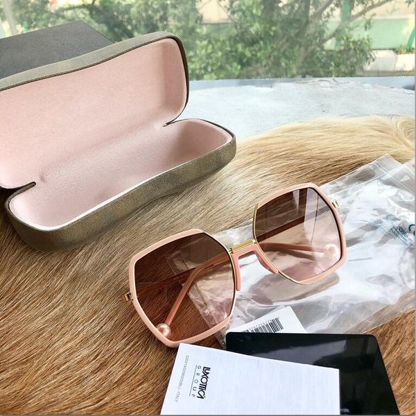 

fashion design pink sunglasses for men sunglasses for women men sun glasses women mens designer glasses mens sunglasses oculos de ch2199, White;black