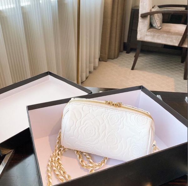 

2020 the latest fashion pillow bag, handbag bag, unique fashion, printing, multi-color optional