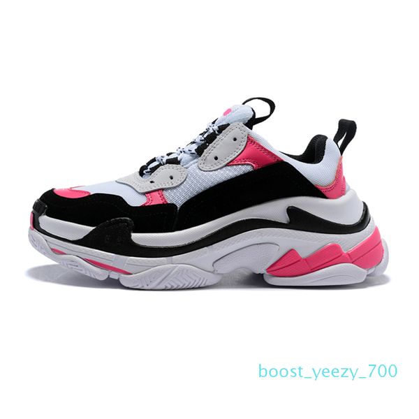 

2020 triple men women fashion luxury designer shoes platform sneakers black bred white green grey mens trainer casual vintage shoe b70