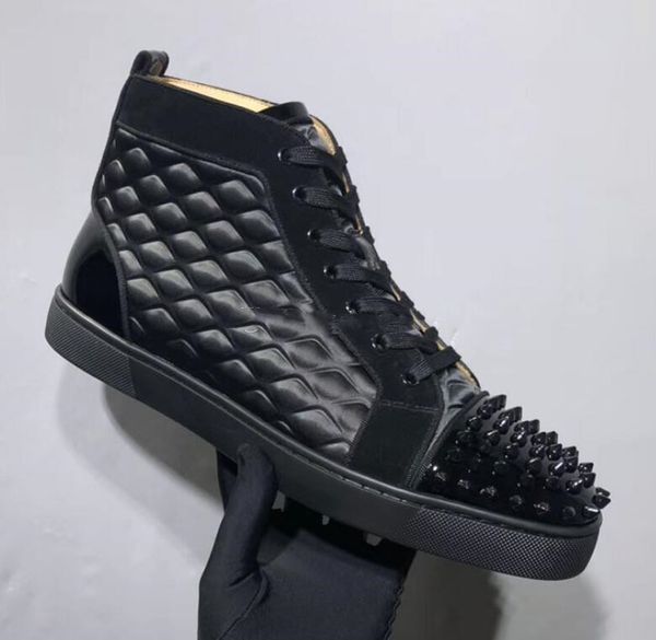 

2019 designer fashion red bottoms shoes studded spikes flat sneakers for men women glitter party lovers genuine leather casual rivet sneaker, Black