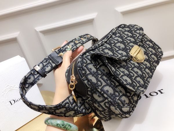 

De igner wai t bag women luxury handbag men fannypack brand de igner che t bag new fa hion luxury belt bag