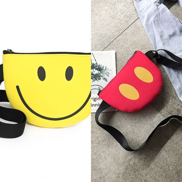 

selfie children's baby princess cute small small bag girl messenger bag smiling face