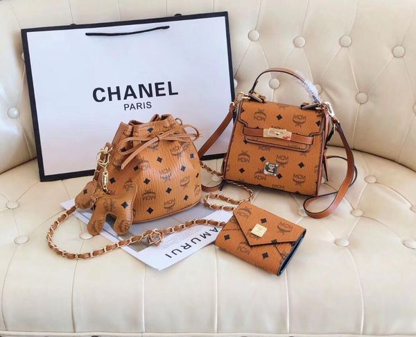 

designers handbag three-piece set explosion selling style genuine leather quality leather handbag handbag shoulder bag--2