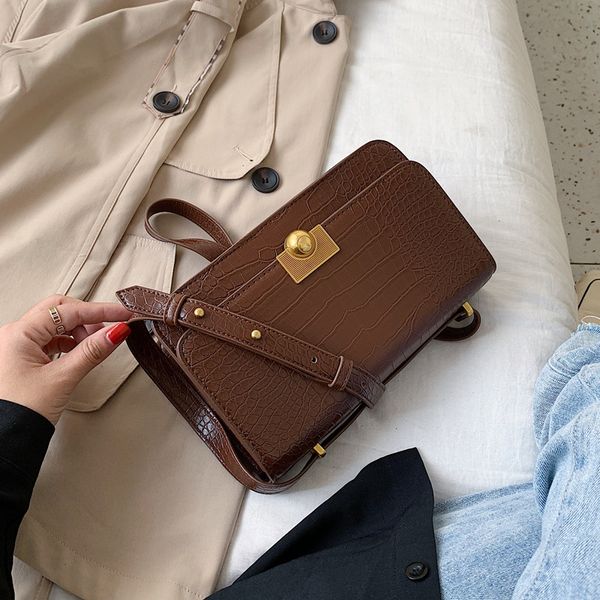 

small bag female 2019 retro small square bag shoulder messenger female