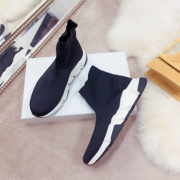 

new designer women/men plush shoes black genuine leather flat bottom ing