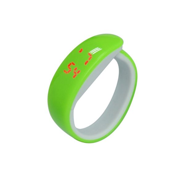 

2018 new running pedometers bluetooth step counter pedometer step tracker sport bracelet sleep monitor walking fitness hiking