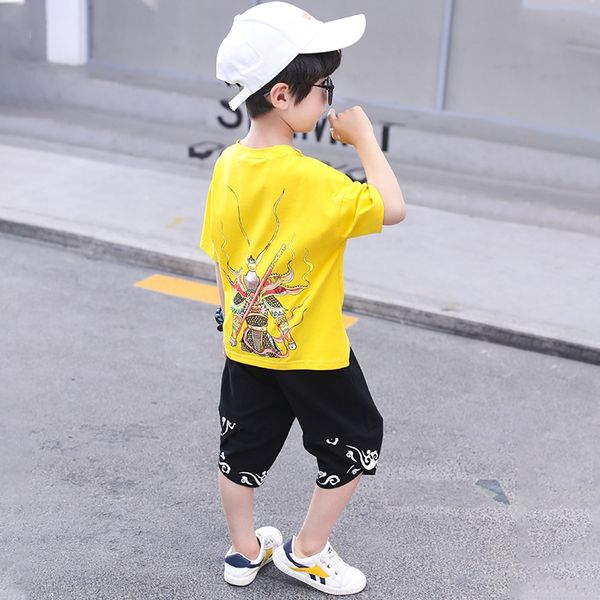 

boys' printing 2020 medium and large children's casual printing wukong pants suit short sleeve + medium pants suit