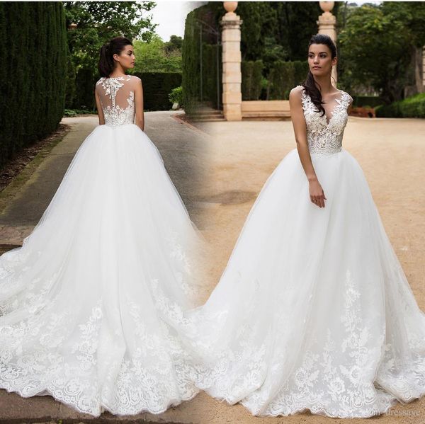 

Vintage Wedding Dresses 2019 Sheer V-Neck Sleeveless A-Line Chapel Train Button Back Lace Applique Tulle Wedding Gowns Vestido de noiva