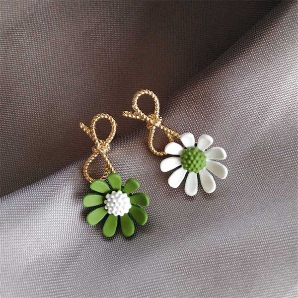 

fashion flavor, pure and fresh and lady bowknot earrings earrings jewelry accessories metal stud asymmetric lovely flow, Golden;silver